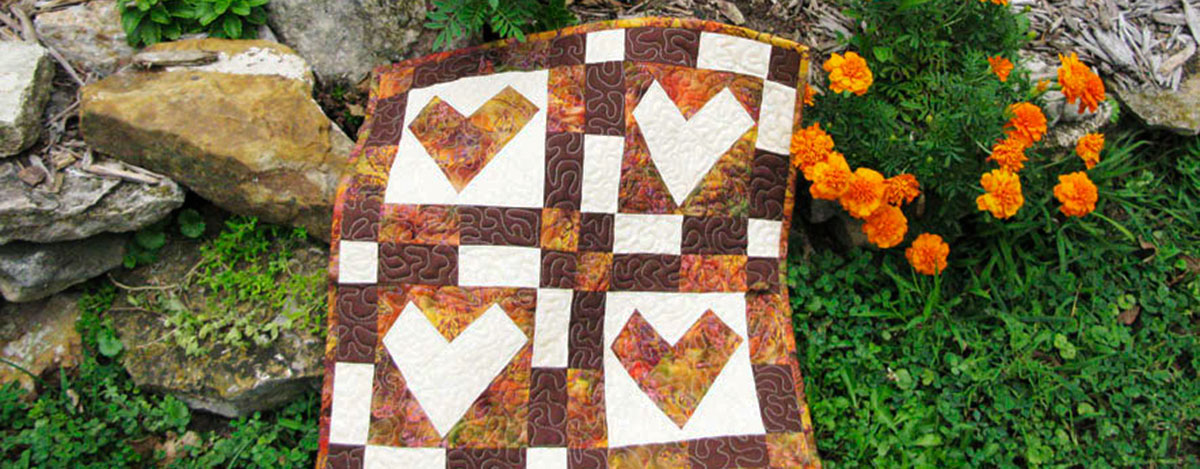 Wonky Heart Autumn Table Topper Tutorial