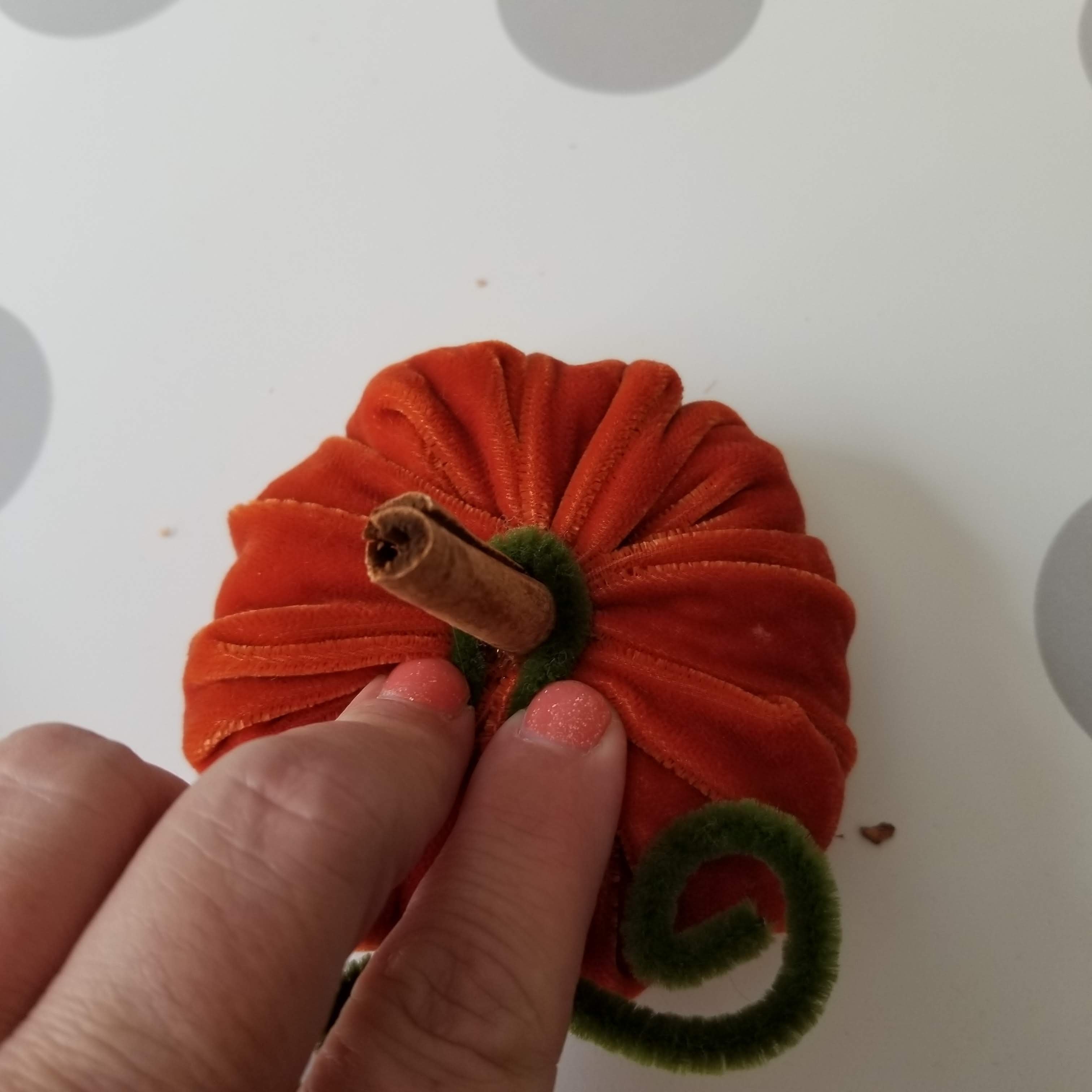 handmade fabric pumpkin pipe cleaner vine