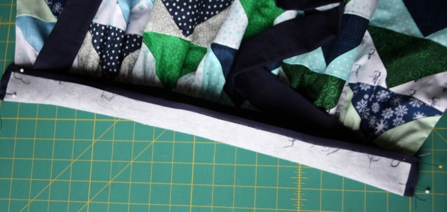 AccuQuilt Flying Geese Hostess Apron Sewing Tutorial 8d