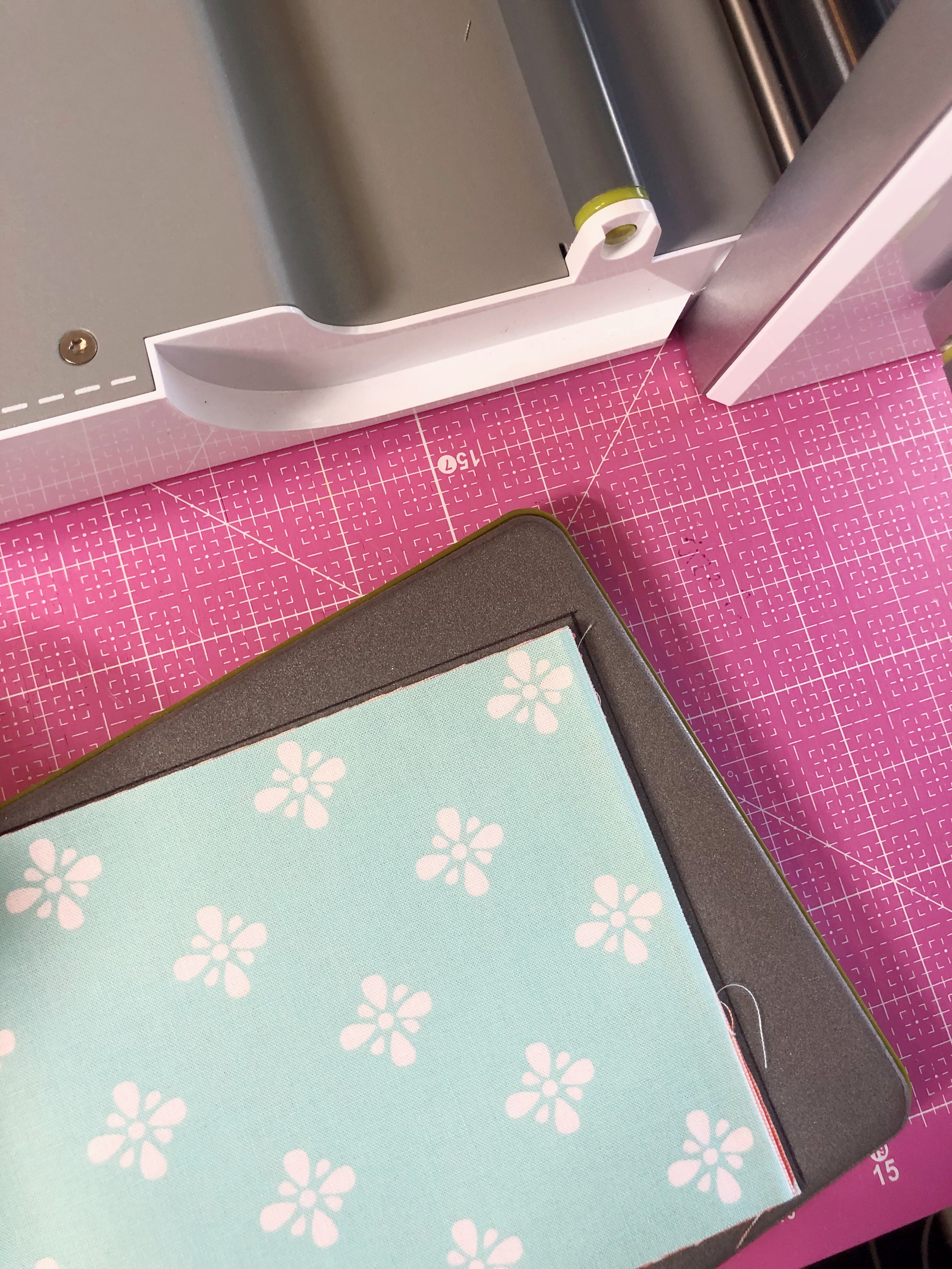 AccuQuilt_cutting_machine