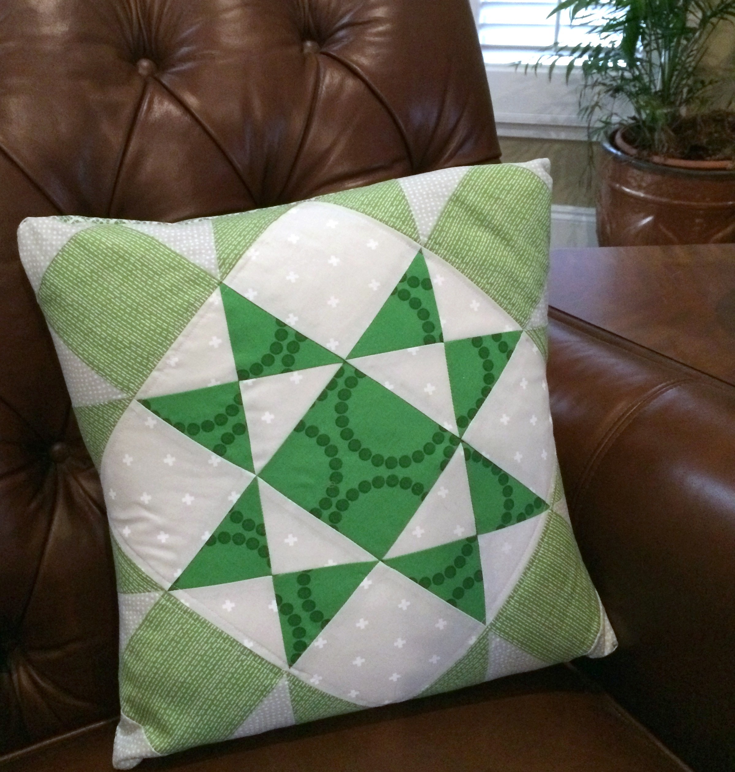 ohio-star-march-quilt-pillow-pattern-free